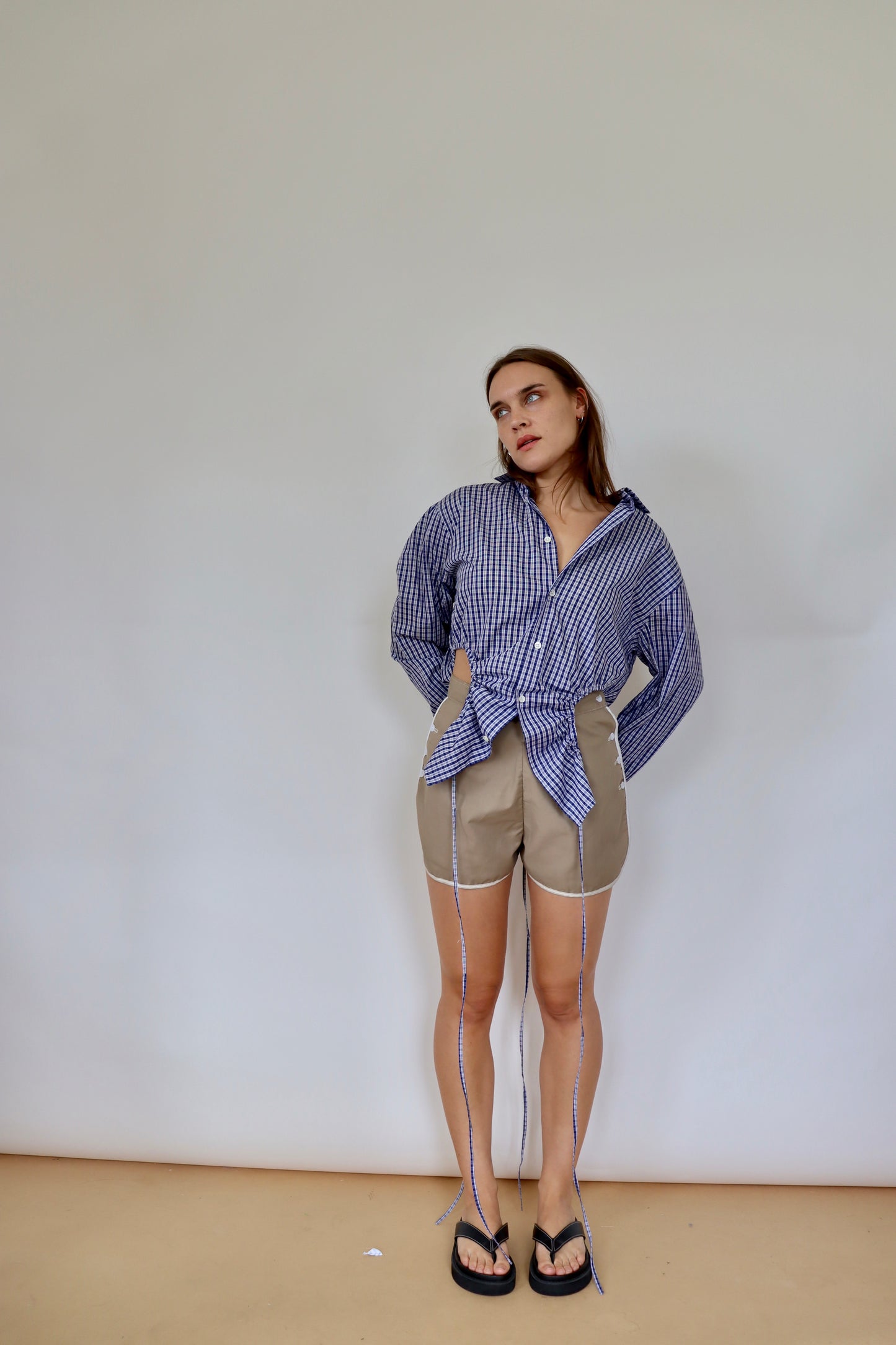Navy Check Curve Shirt M