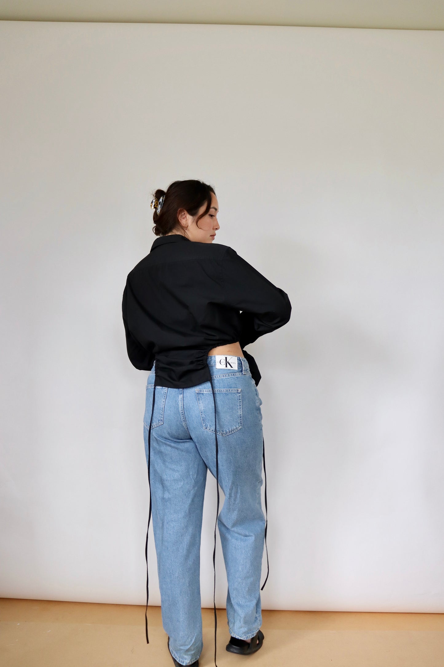 Black Curve Shirt L