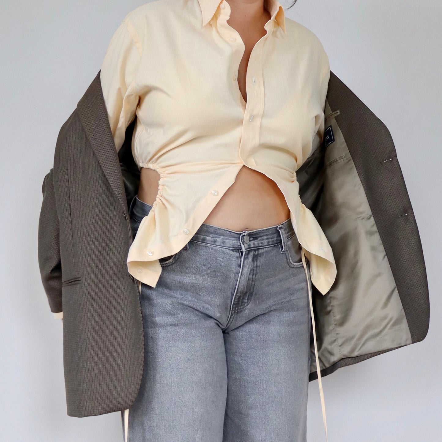 Butter Yellow Curve Shirt L