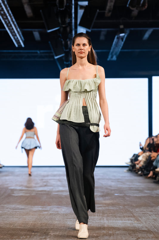Green Ruby Pleat Top XS