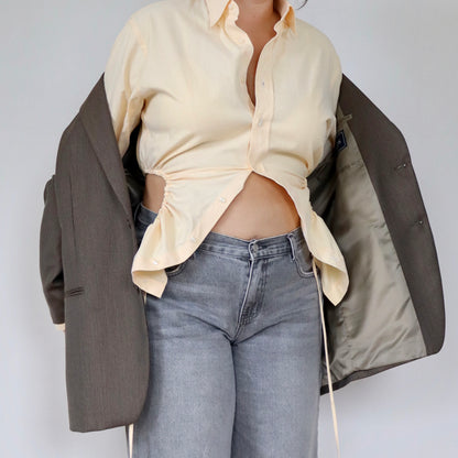 Butter Yellow Curve Shirt L